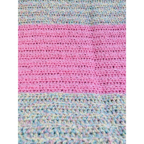 Super-Soft Hand Crocheted Blanket with Homespun Acrylic Yarn - Picture 6 of 9